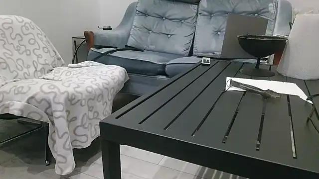 samlove1985 online show from March 22, 6:31 pm