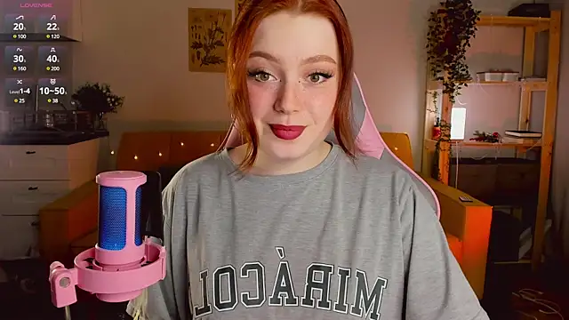 Snapshot of Sofy_Benson chatting on January 14, 6:38 pm Sofy Benson online show from January 14, 6:38 pm