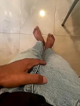 amyalaruz34ist online show from October 25, 2:28 pm