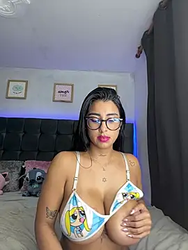 lovely violet13 online show from February 26, 3:50 am