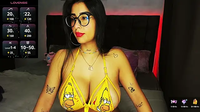 lovely violet13 online show from February 26, 1:22 pm