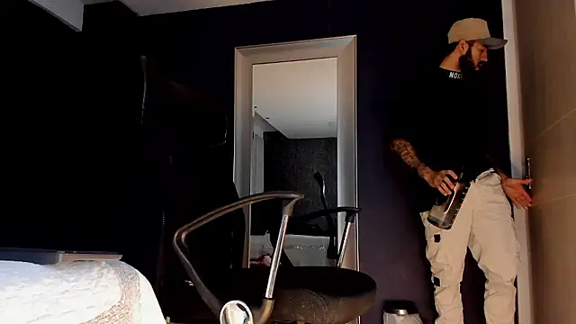 MarkWalker   online show from January 11, 10:33 am