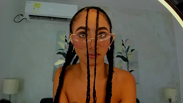 kristyl paez online show from January 7, 2:11 pm