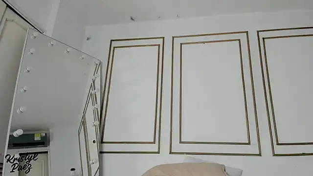 kristyl paez online show from January 16, 7:07 pm