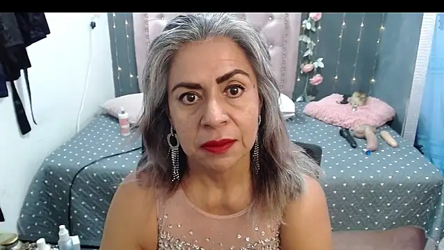 Snapshot of lalisha_96 chatting on March 6, 5:54 pm lalisha 96 online show from March 6, 5:54 pm
