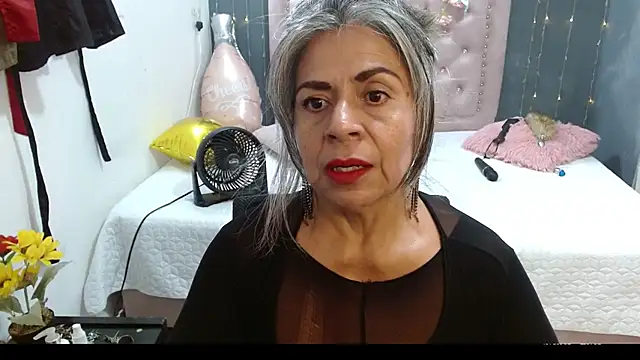 lalisha 96 online show from February 12, 11:59 pm