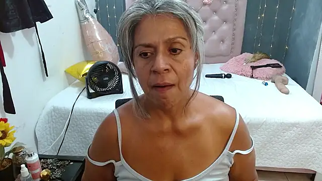 lalisha 96 online show from February 5, 1:23 am