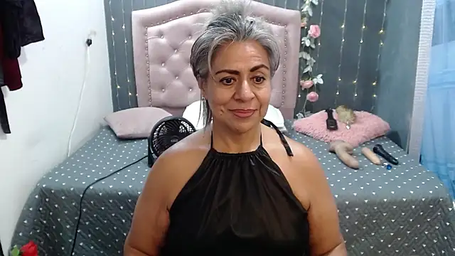 Snapshot of lalisha_96 chatting on March 13, 6:01 pm lalisha 96 online show from March 13, 6:01 pm