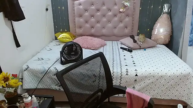 lalisha 96 online show from April 3, 1:23 am