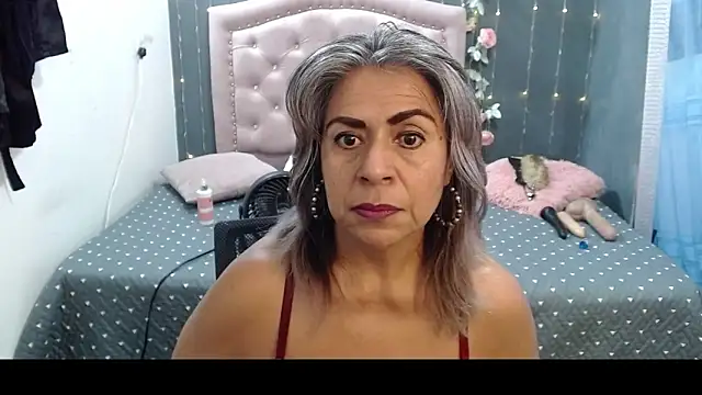 Snapshot of lalisha_96 chatting on March 11, 7:47 pm lalisha 96 online show from March 11, 7:47 pm