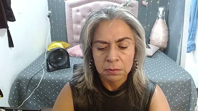 lalisha 96 online show from April 18, 12:35 am