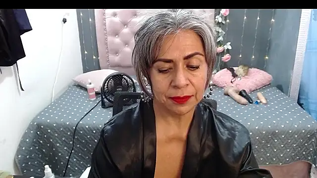 Snapshot of lalisha_96 chatting on March 7, 1:42 am lalisha 96 online show from March 7, 1:42 am