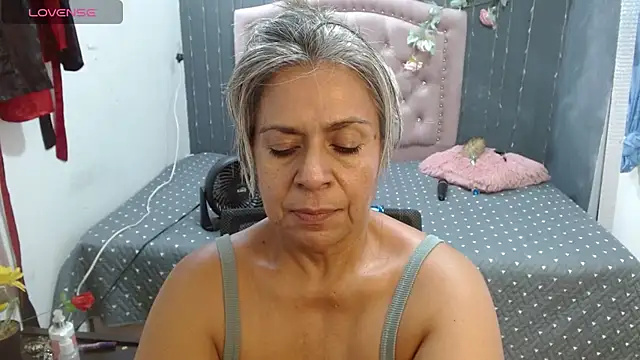 Snapshot of lalisha_96 chatting on July 17, 2:31 am lalisha 96 online show from July 17, 2:31 am