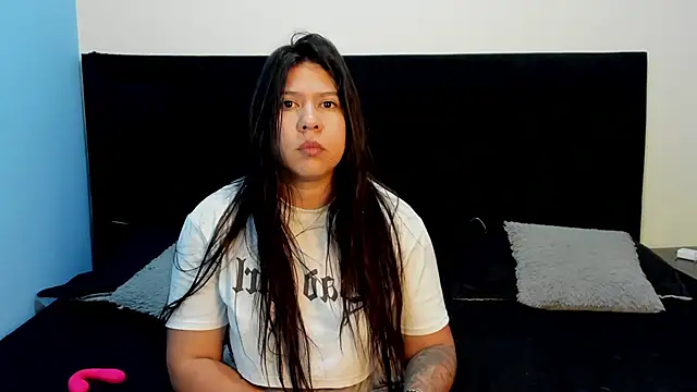 lissandthor13 online show from March 9, 9:24 am