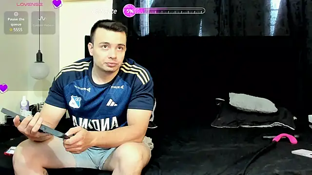 lissandthor13 online show from February 15, 8:34 pm
