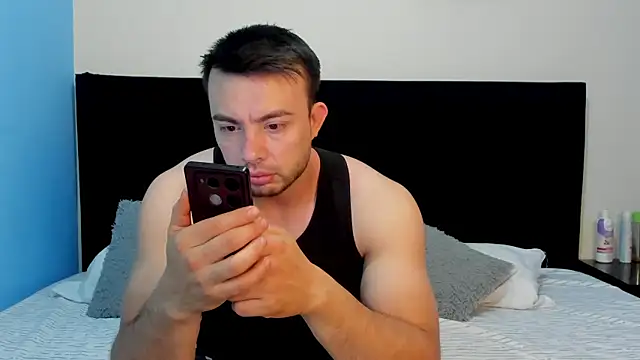 lissandthor13 online show from April 15, 9:26 am