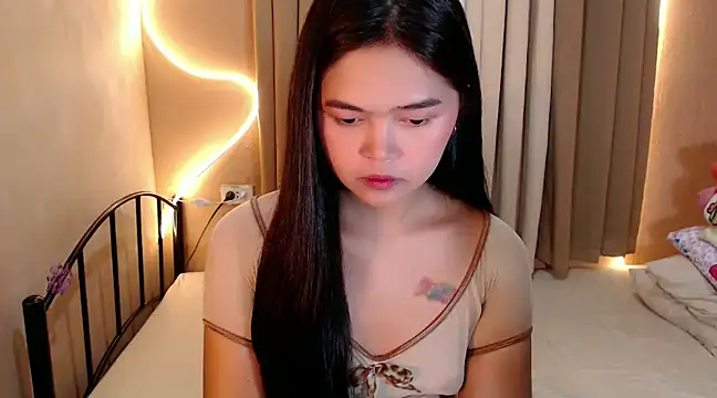 Itsme claire online show from March 7, 5:49 pm