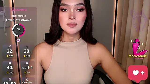 Snapshot of Itsme_claire chatting on May 5, 12:02 am Itsme claire online show from May 5, 12:02 am