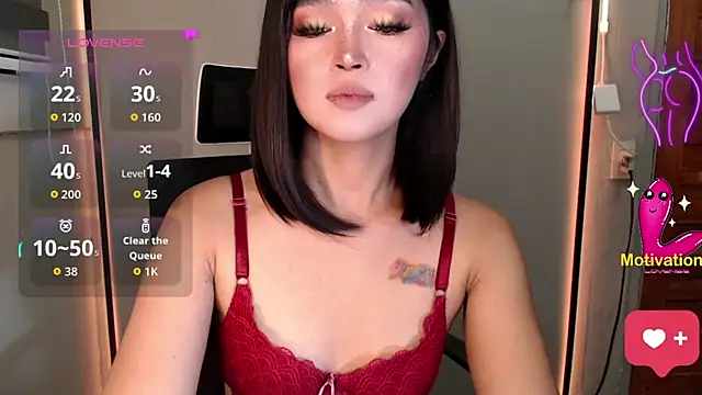Snapshot of Itsme_claire chatting on April 22, 11:00 pm Itsme claire online show from April 22, 11:00 pm