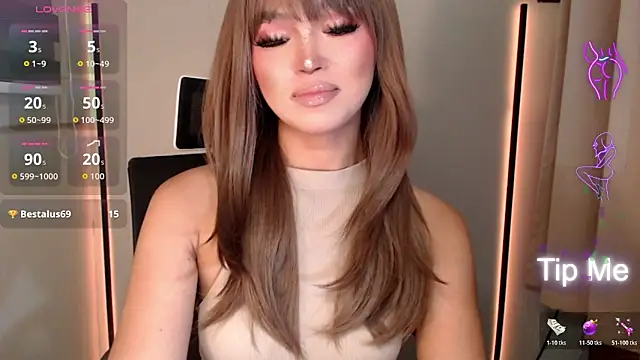 Snapshot of Itsme_claire chatting on May 23, 7:13 pm Itsme claire online show from May 23, 7:13 pm