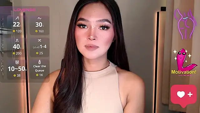 Snapshot of Itsme_claire chatting on May 9, 1:20 am Itsme claire online show from May 9, 1:20 am