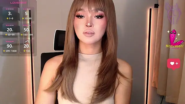 Snapshot of Itsme_claire chatting on May 22, 10:41 pm Itsme claire online show from May 22, 10:41 pm