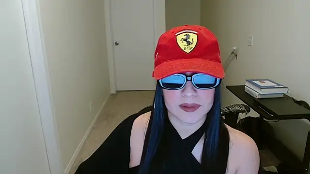 Sassy Latina online show from November 30, 4:46 am