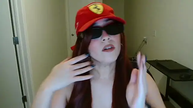 Sassy Latina online show from March 28, 4:13 am