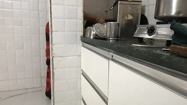 Snapshot of Riyasingh9 chatting on March 7, 3:29 am Riyasingh9 online show from March 7, 3:29 am