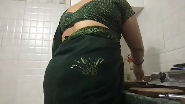 Snapshot of Riyasingh9 chatting on March 16, 4:20 am Riyasingh9 online show from March 16, 4:20 am