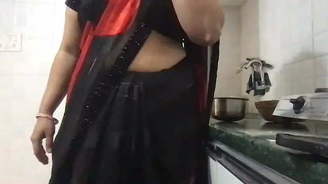 Snapshot of Riyasingh9 chatting on March 1, 3:21 am Riyasingh9 online show from March 1, 3:21 am