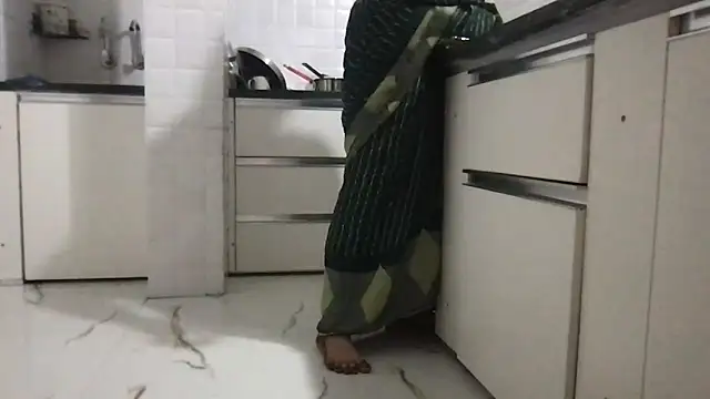 Snapshot of Riyasingh9 chatting on October 15, 2:54 am Riyasingh9 online show from October 15, 2:54 am