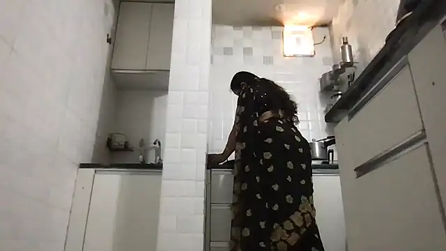 Riyasingh9 online show from March 21, 5:19 am
