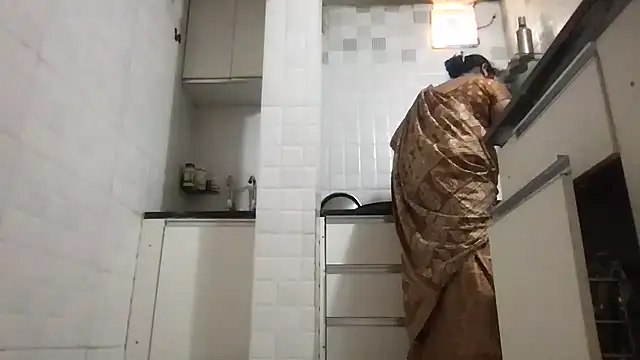 Riyasingh9 online show from March 6, 5:13 am