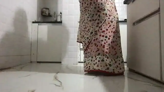 Riyasingh9 online show from March 15, 5:36 am