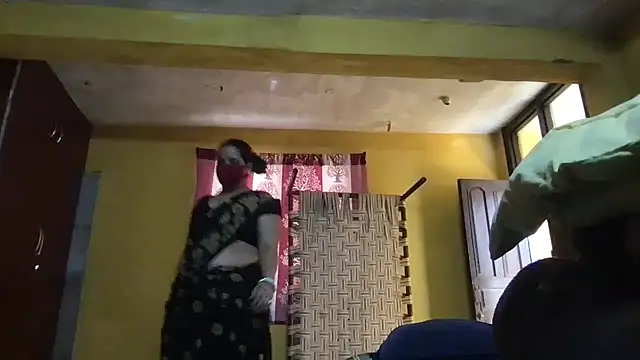 Riyasingh9 online show from April 18, 4:15 am