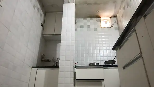 Snapshot of Riyasingh9 chatting on November 19, 4:56 am Riyasingh9 online show from November 19, 4:56 am