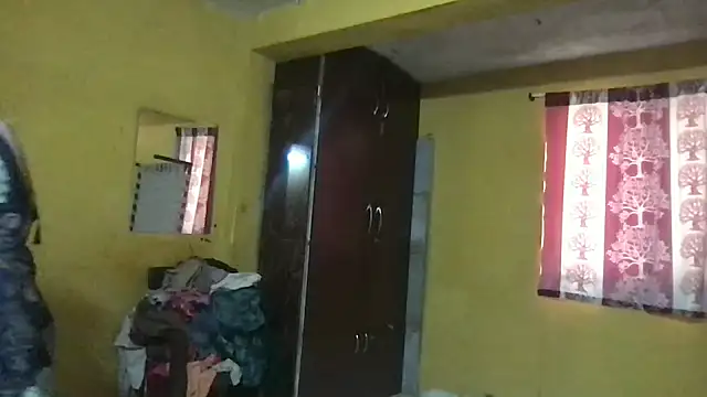 Riyasingh9 online show from February 17, 3:59 am