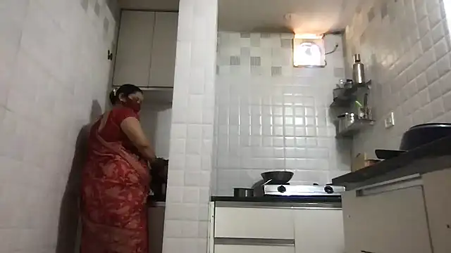 Riyasingh9 online show from March 2, 5:08 am