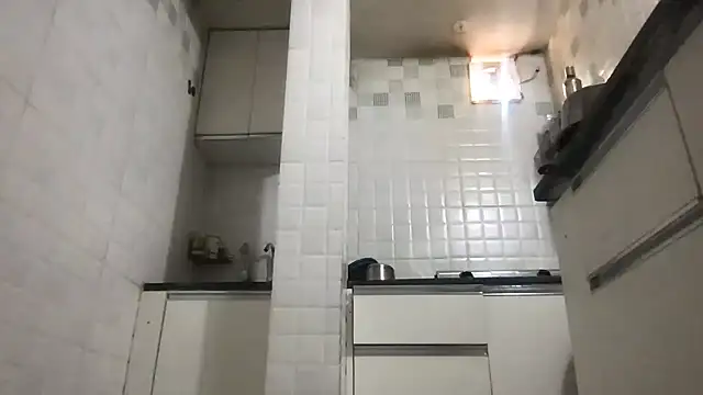 Riyasingh9 online show from February 16, 4:33 am