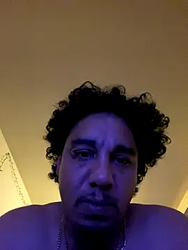 dioniciocruz online show from October 31, 3:36 am