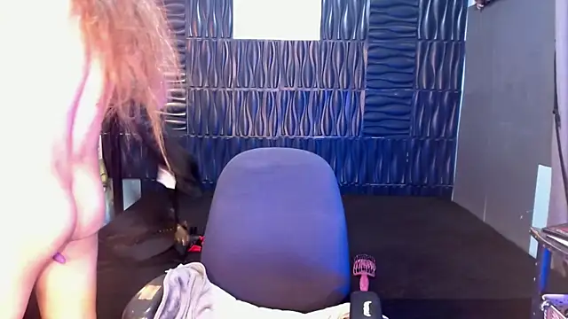 Snapshot of UrtopshemalegoddessAliyah chatting on June 24, 9:34 pm UrtopshemalegoddessAliyah online show from June 24, 9:34 pm