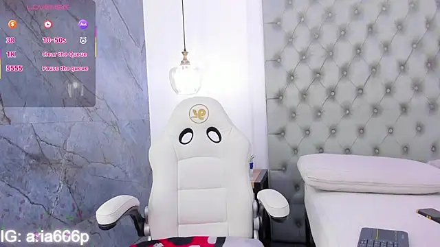 aria paul online show from October 22, 12:26 pm