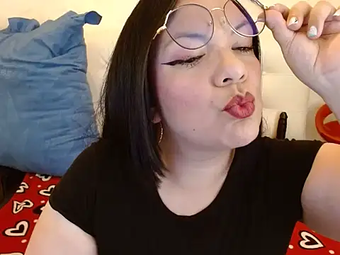 Angiee BBW online show from November 15, 6:45 pm