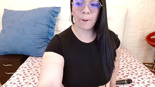 Angiee BBW online show from October 24, 7:35 pm