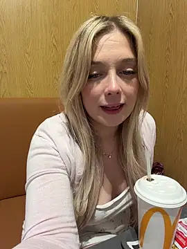 CherryAuroraa online show from March 20, 8:54 pm