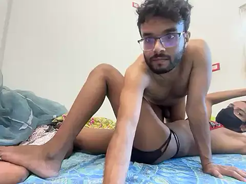 HorriblePastry online show from April 4, 6:20 am