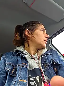 Lina lou4 online show from October 19, 9:12 am