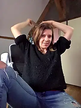 Lina lou4 online show from November 13, 3:49 pm