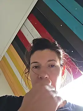 Lina lou4 online show from March 6, 9:37 am